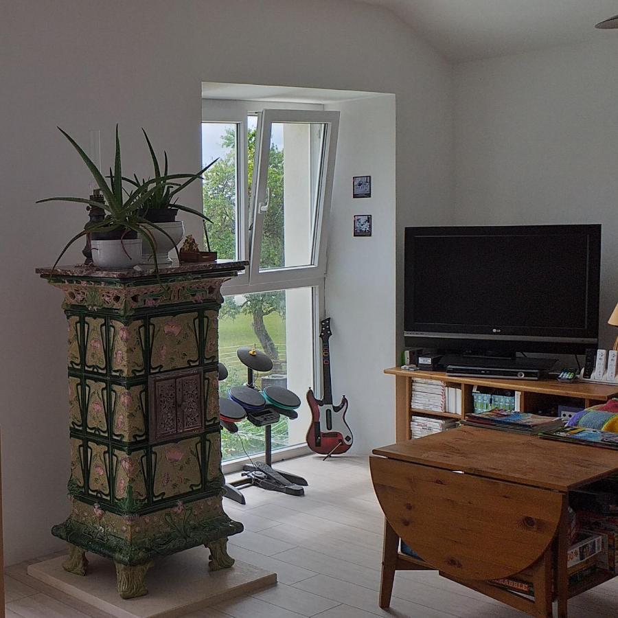 Bed and Breakfast Les Gremilles Bassoncourt Экстерьер фото